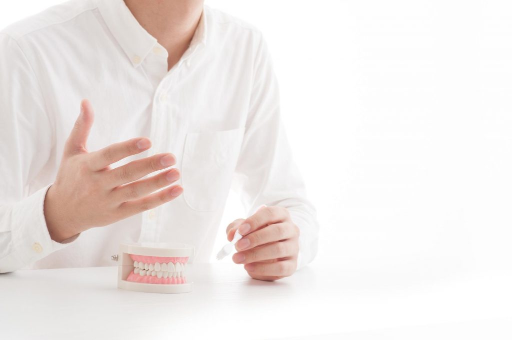 これって虫歯?歯周病?どっちなの?見分け方ってあるの?