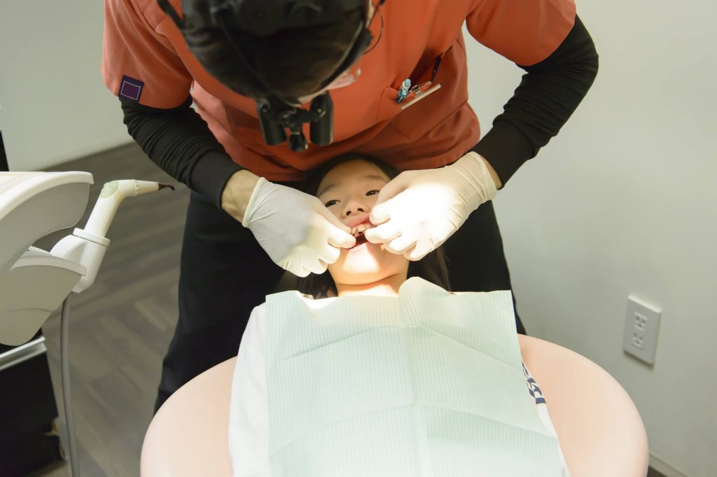 マウスピース矯正は子供でもできるの?費用はどのぐらい?