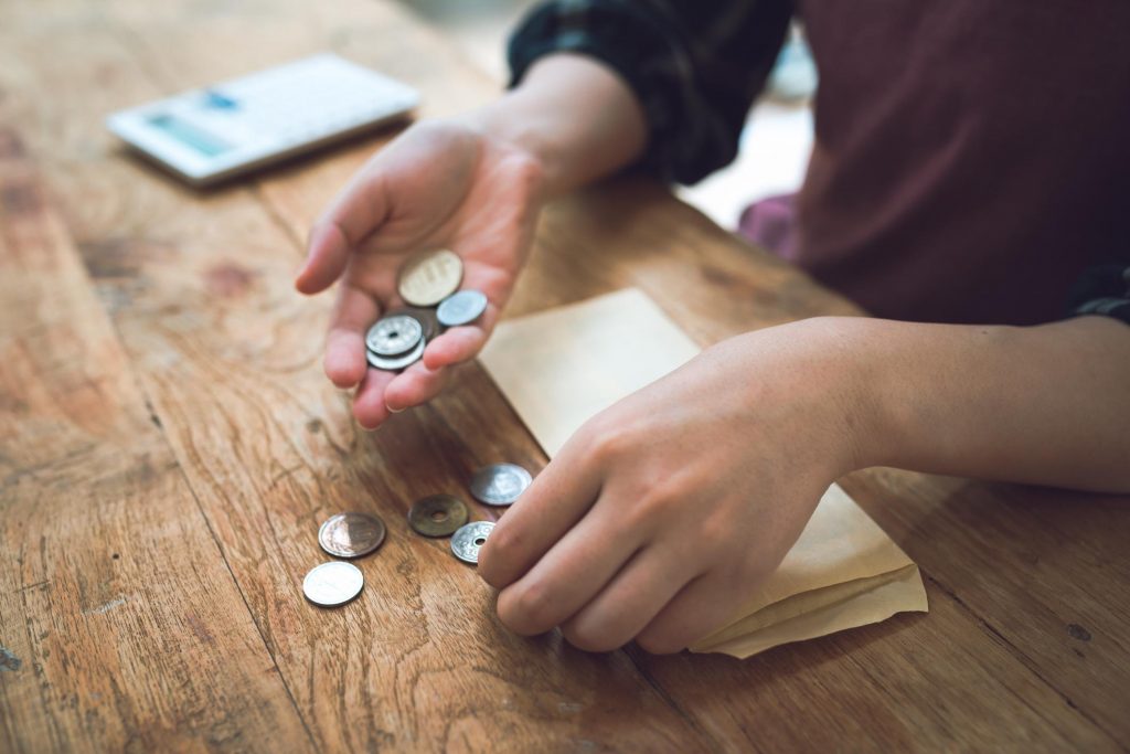 歯周病による抜歯の費用(料金)はどのぐらいですか?保険は効くのですか?