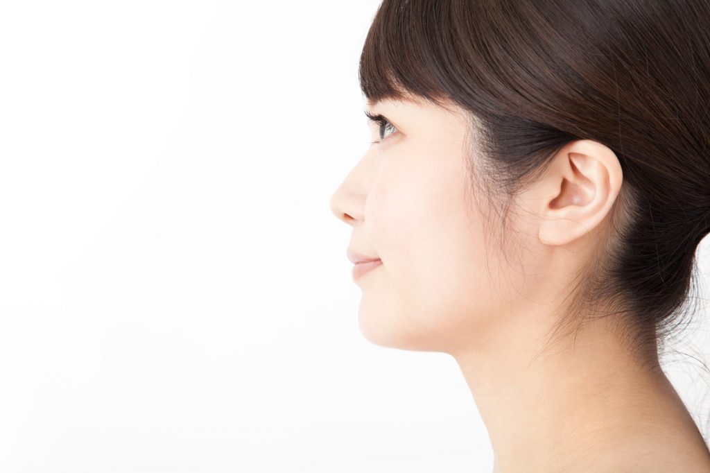女性が顎関節症になりやすい原因